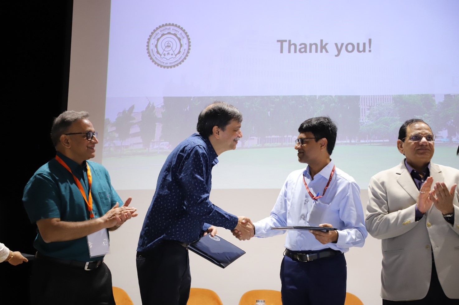 Alumni and students meeting